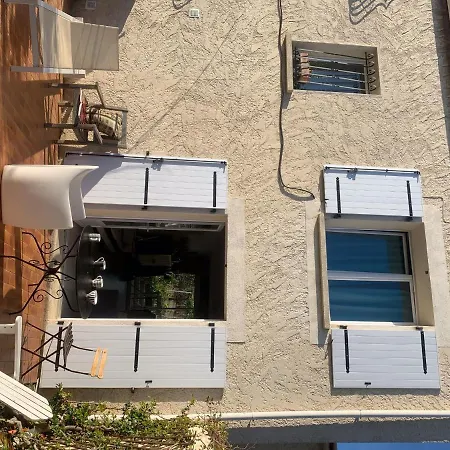 Bright And Quiet House With Two Gardens North Shade And South Sun Holiday home