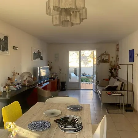 Bright And Quiet House With Two Gardens North Shade And South Sun Casa vacanze La Ciotat